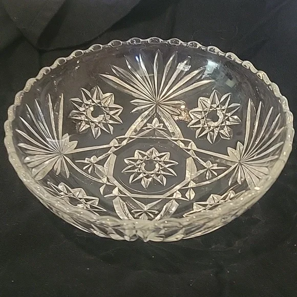 Anchor Hocking Prescut Star of David 7 1/4" bowl. No call outs. - Picture 1 of 7
